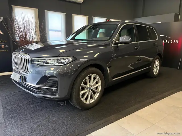 BMW X7 xDrive40d 48V TV POSTERIORI