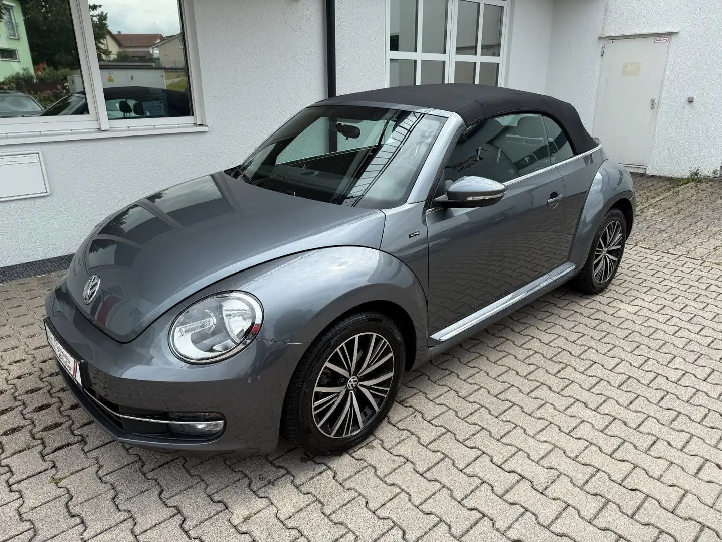 Volkswagen Beetle Cabrio Allstar Aut. Navi Kamera 1. Hand Grey - 2