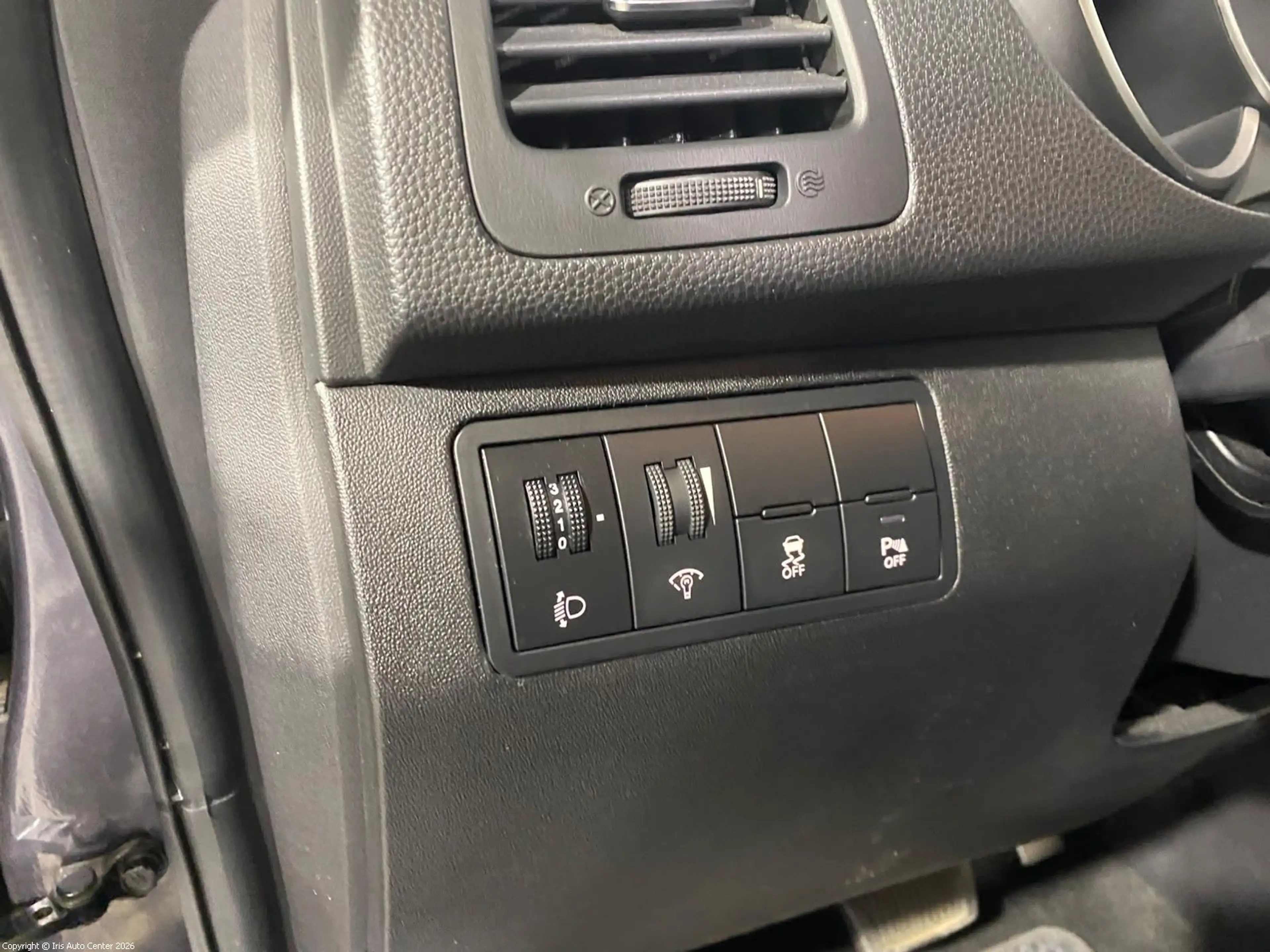 Kia Venga 1.6I AUTO | CAMERA | NAVI. | CRUISE | CLIM. AUTO — photo 8