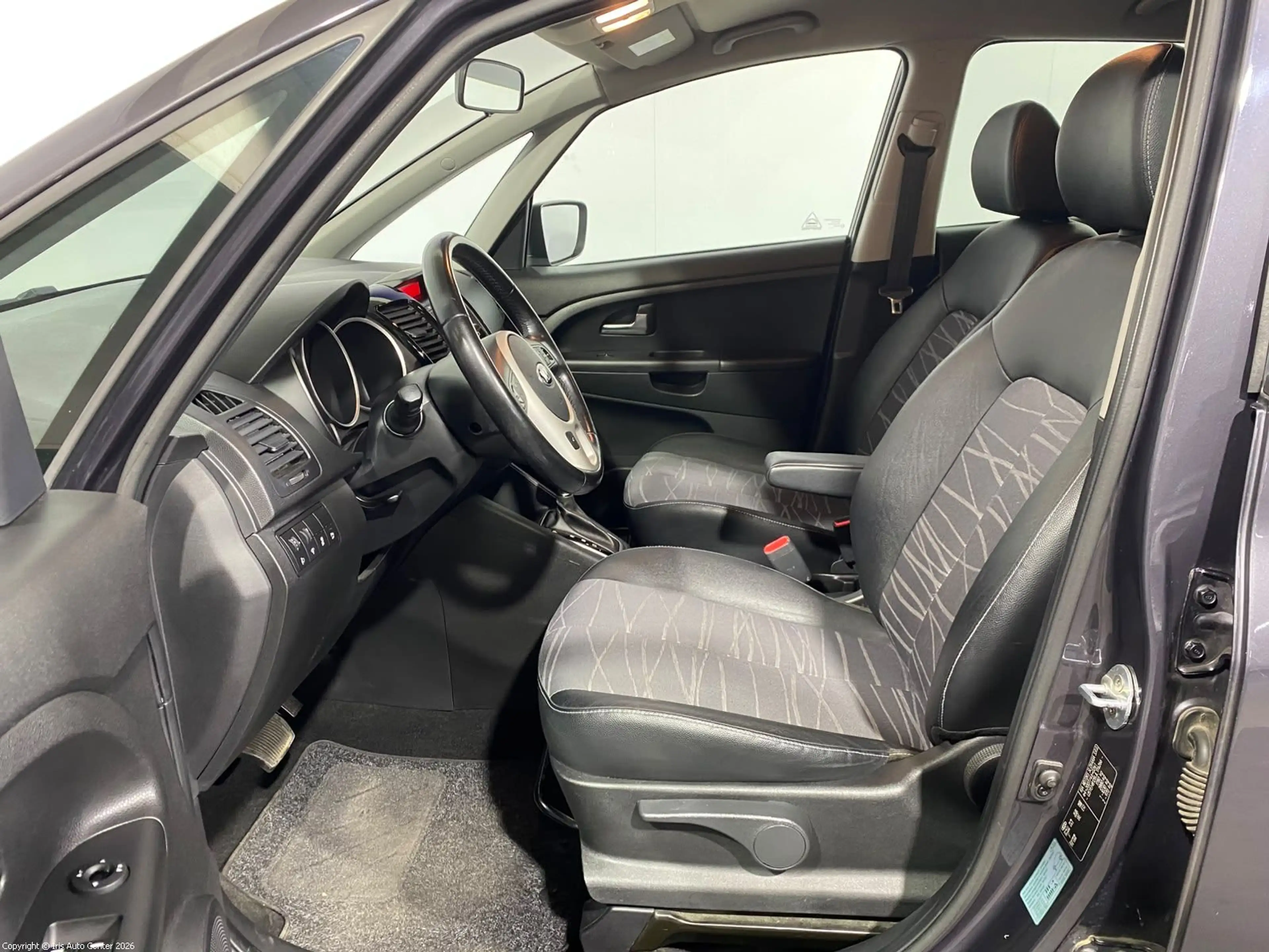 Kia Venga 1.6I AUTO | CAMERA | NAVI. | CRUISE | CLIM. AUTO — photo 5