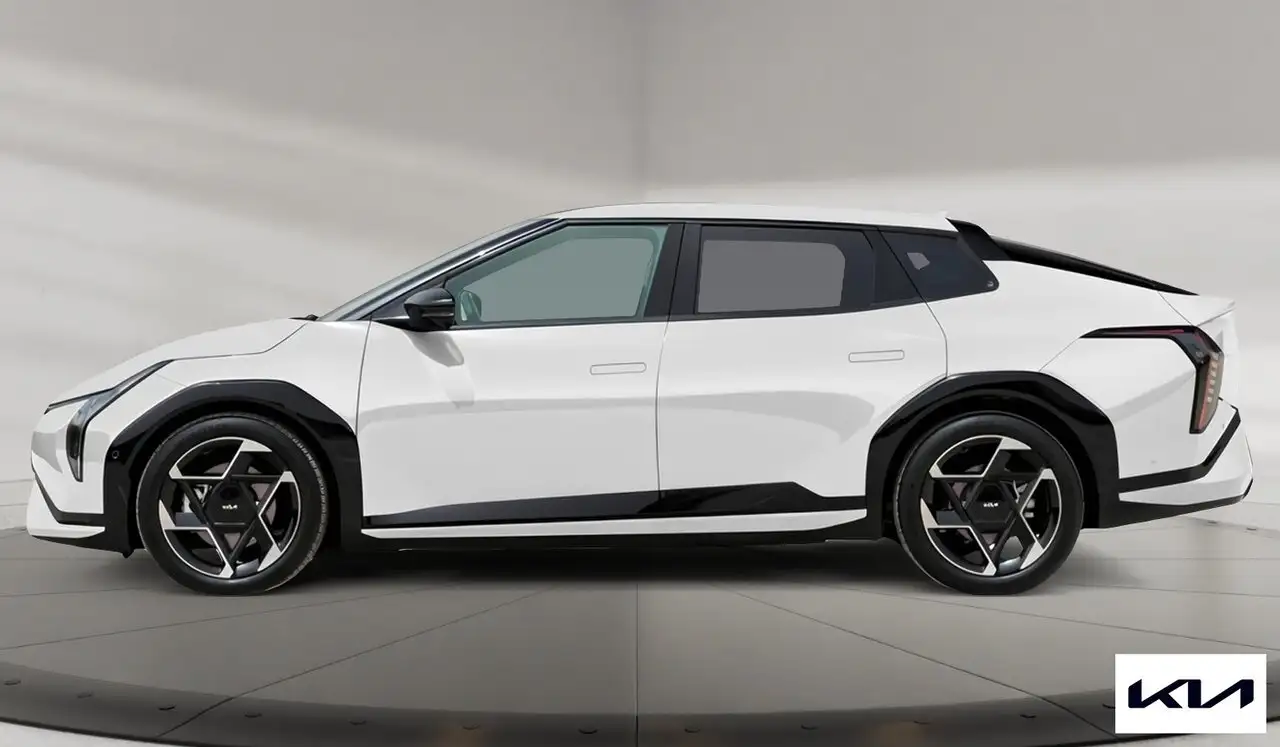 Kia EV4 снимка Kia EV4