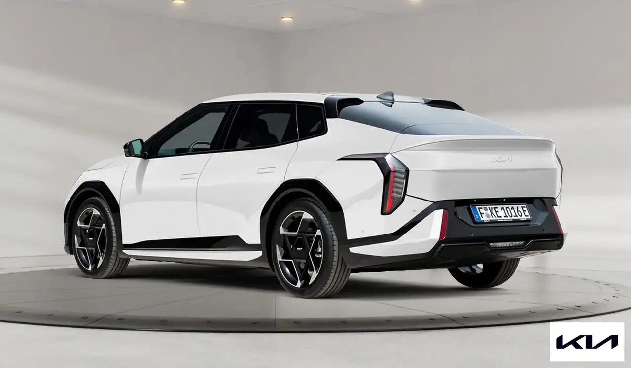 Kia EV4 снимка Kia EV4