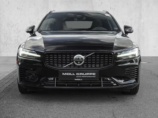 Volvo V60 view 3