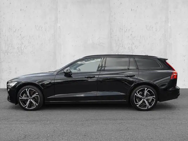 Volvo V60 view 5