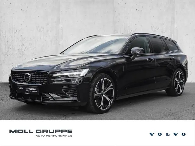 Volvo V60 T8 AWD Plus Dark Plug-in Hybrid 19ZOLL 360°