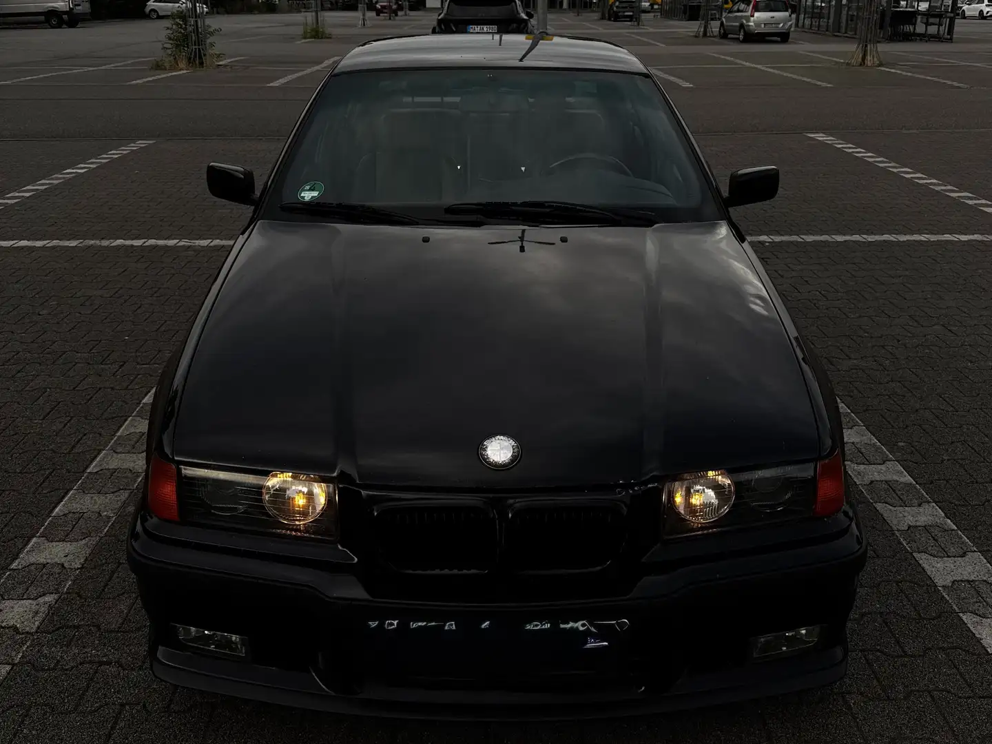 BMW 328 328i Zwart - 1