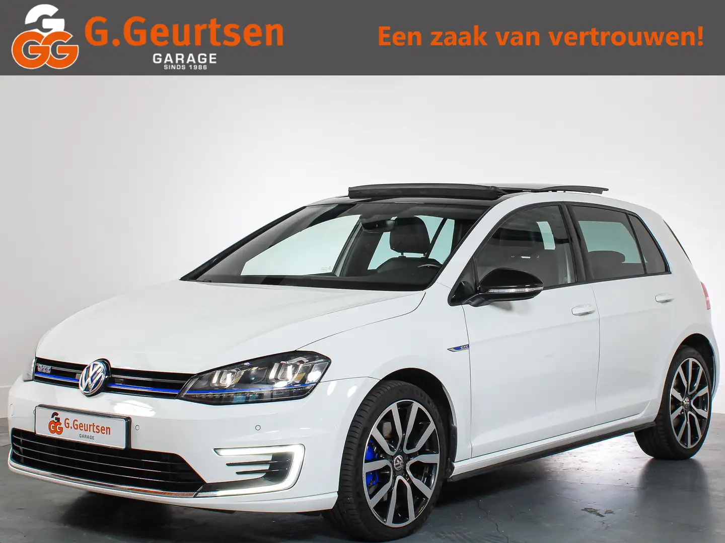 Volkswagen Golf GTE 1.4 TSI Panoramadak, Apple Carplay/Android auto, L Wit - 1