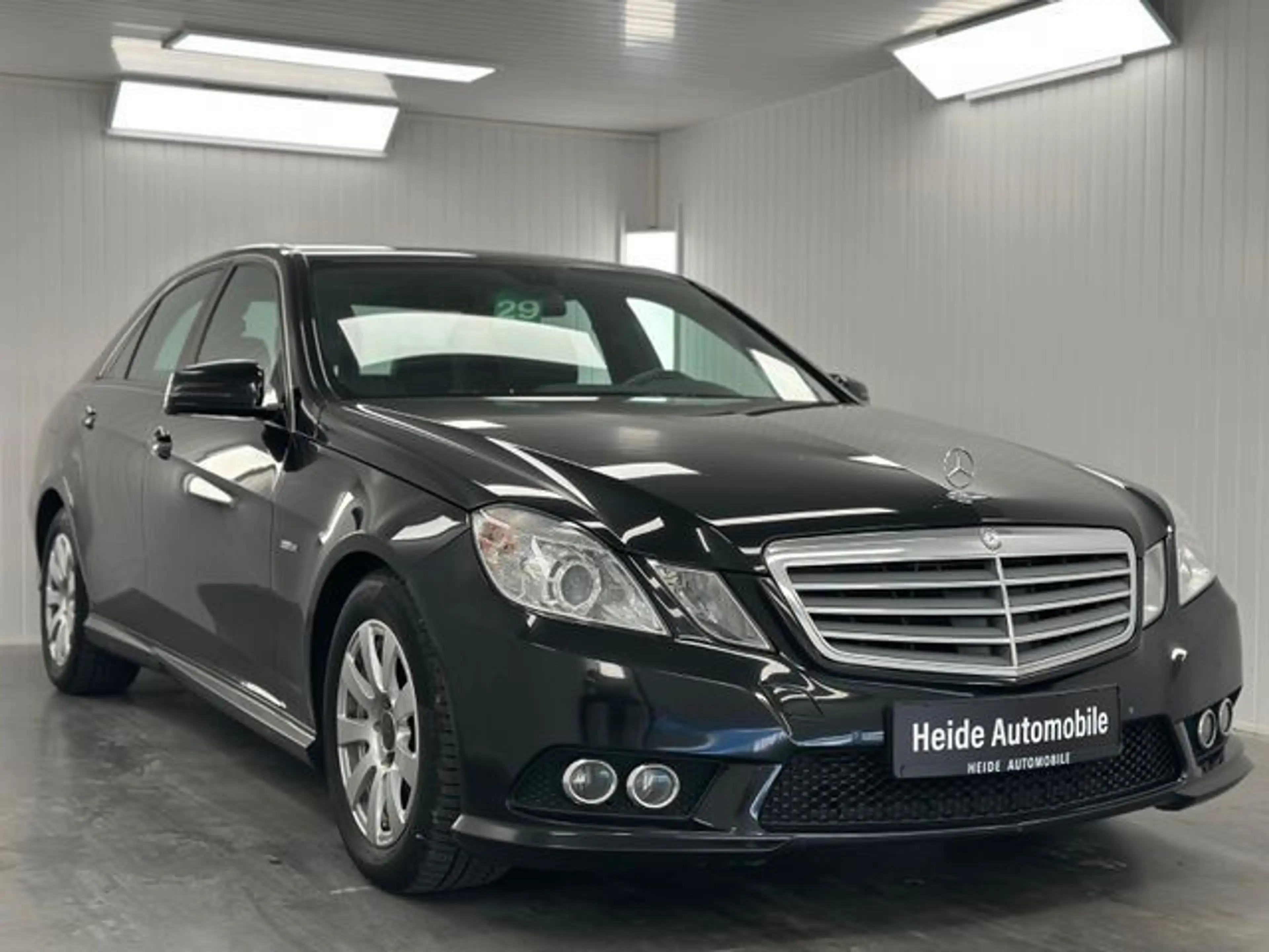 Mercedes-Benz E 250 CDI AMG Sportpaket Alcantara Ahk — photo 2
