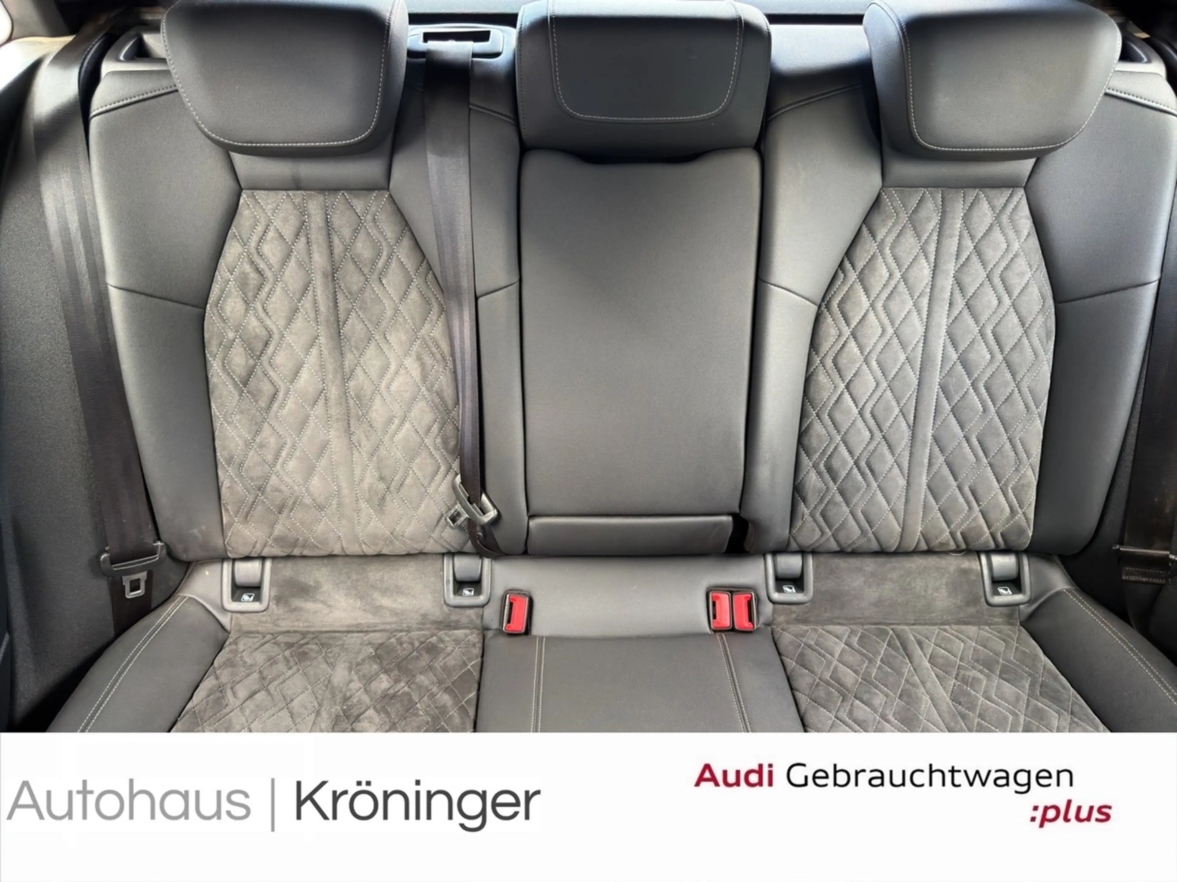 Audi S3 Sportback 2.0 TFSI quattro B&O Kamera Navi — photo 10