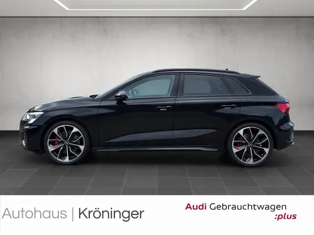 Audi S3 view 3