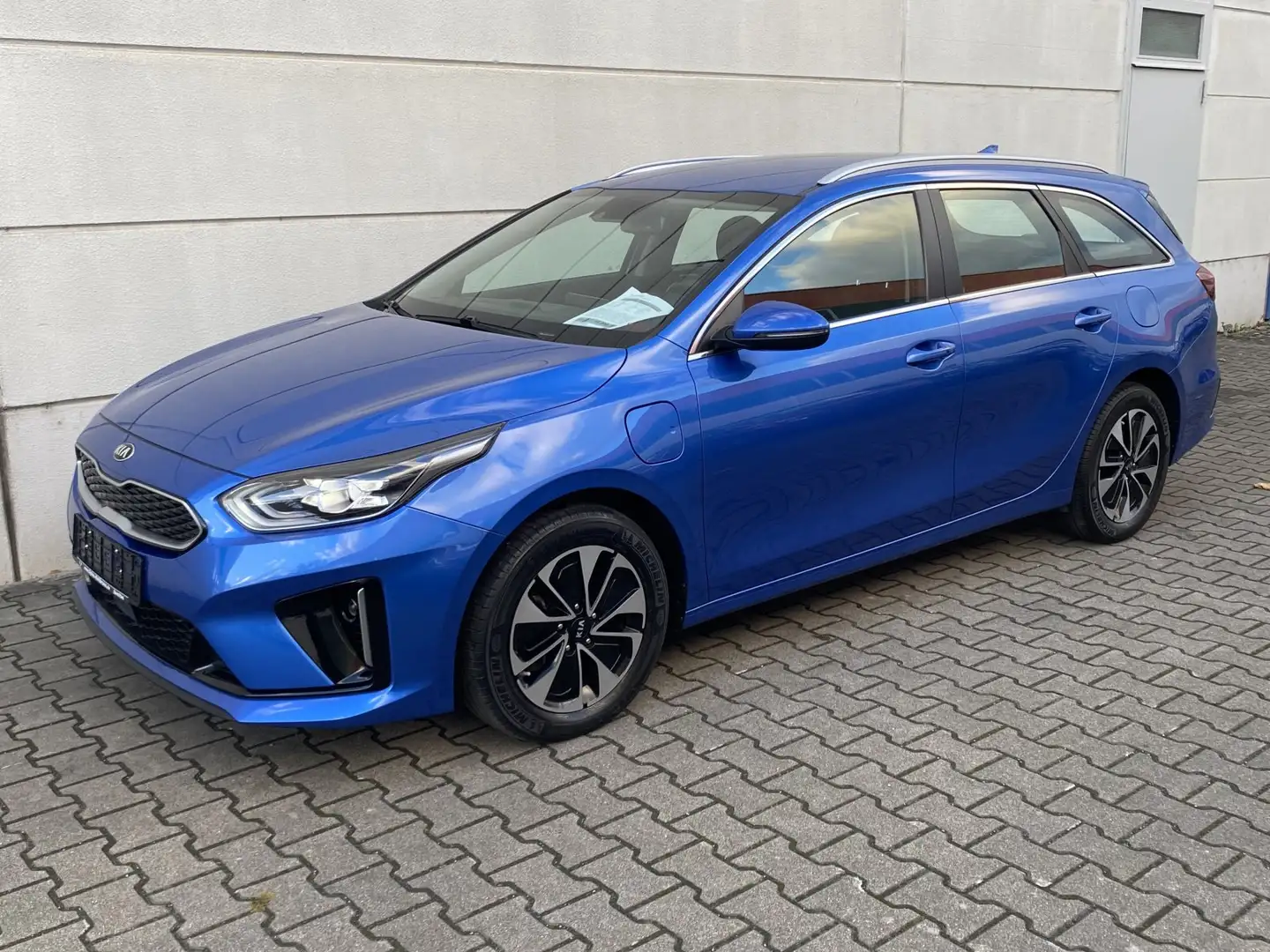 Kia Ceed / cee'd Sportswagon 1.6 GDI DCT Plug-in Hybrid  Spirit ACC Blau - 2