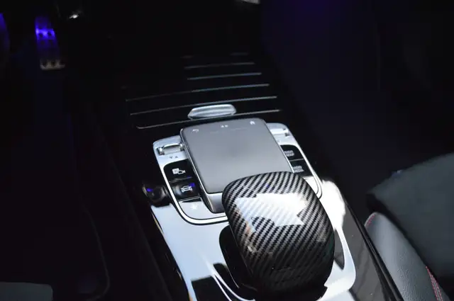 Mercedes-Benz Cla view 14