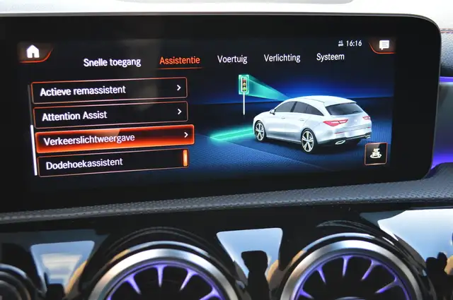 Mercedes-Benz Cla view 20