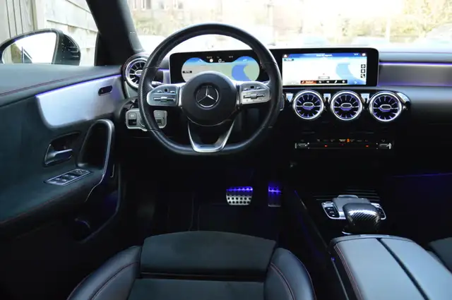 Mercedes-Benz Cla view 4