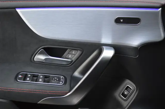 Mercedes-Benz Cla view 15