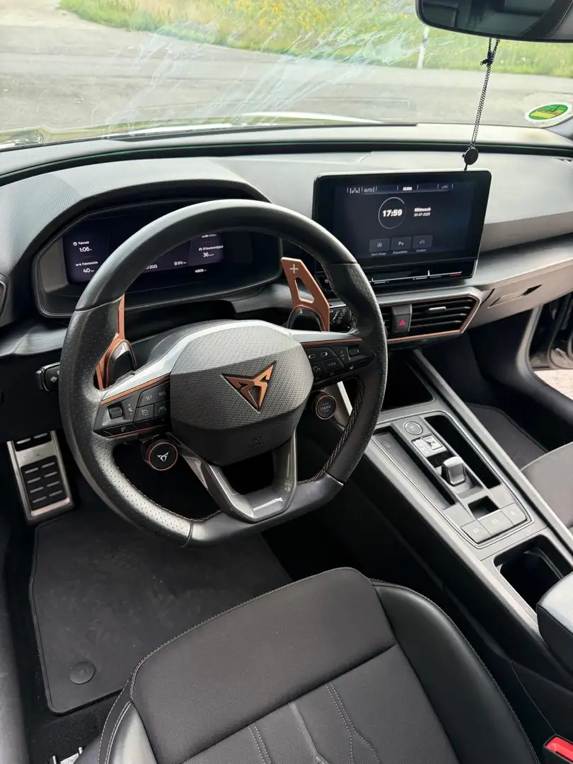 CUPRA Leon 2.0 TSI DSG VZ - 2