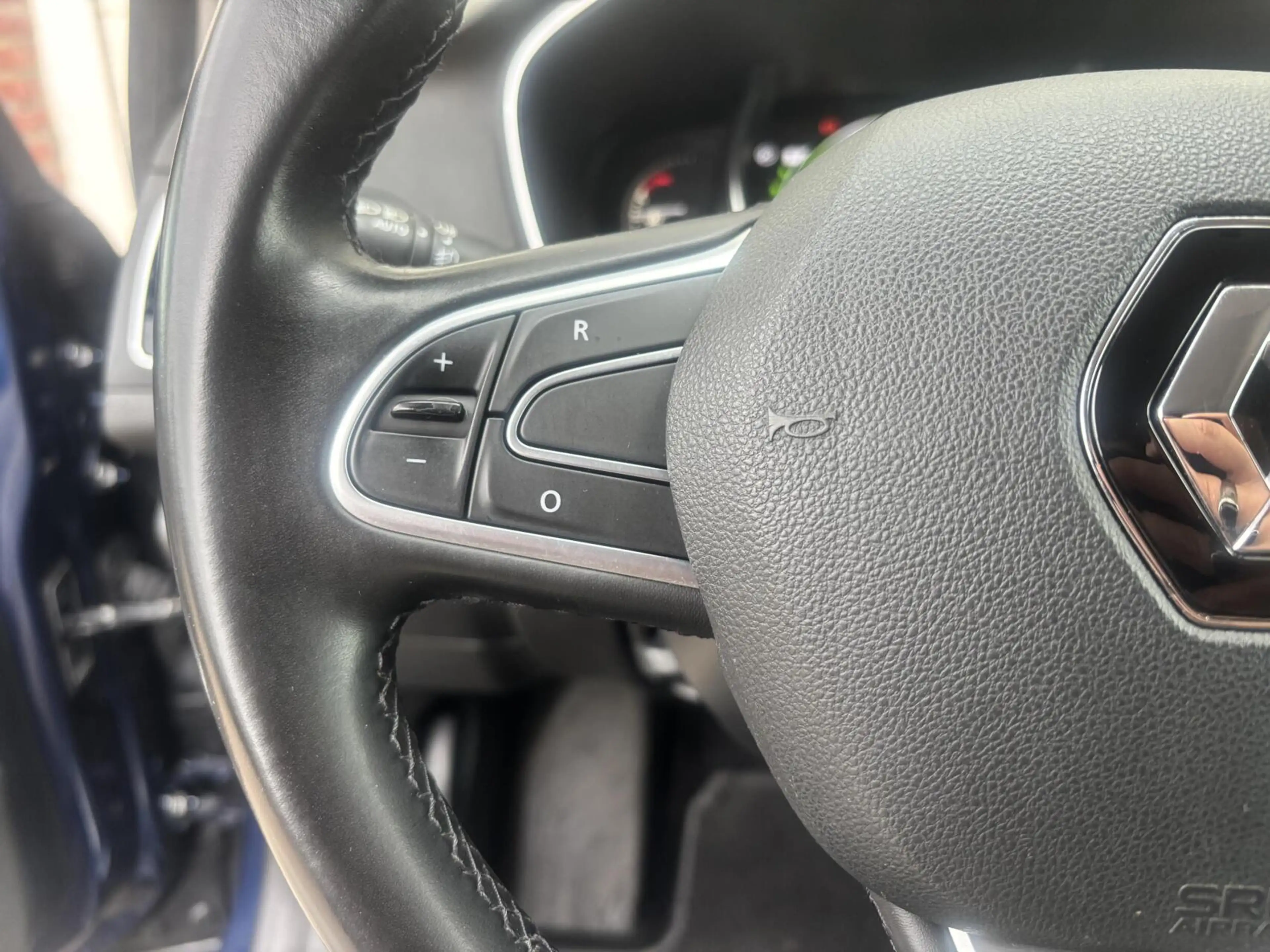 Renault Megane Estate 1.2 TCe Bose/CAMERA/PARKS/NAVI/APK/NAP — photo 15