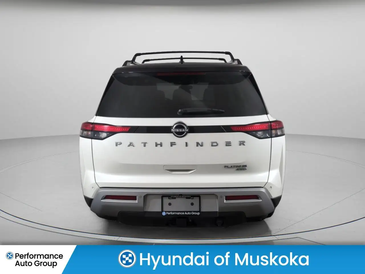 Nissan Pathfinder photo Nissan Pathfinder