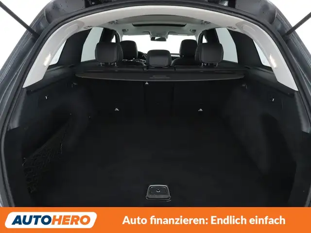 Mercedes-Benz GLC view 18