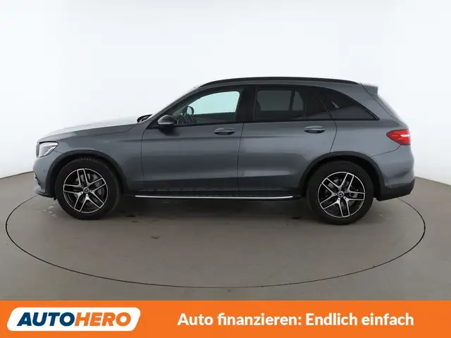 Mercedes-Benz GLC view 3