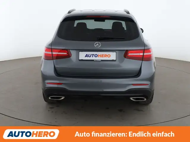 Mercedes-Benz GLC view 5