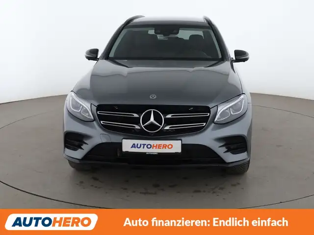 Mercedes-Benz GLC view 9