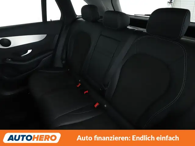 Mercedes-Benz GLC view 14