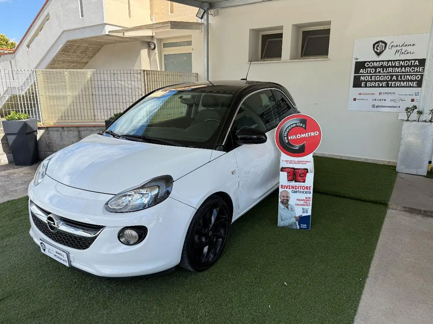 Opel Adam 1.2 Black Jack 70cv E6 Blanco - 1