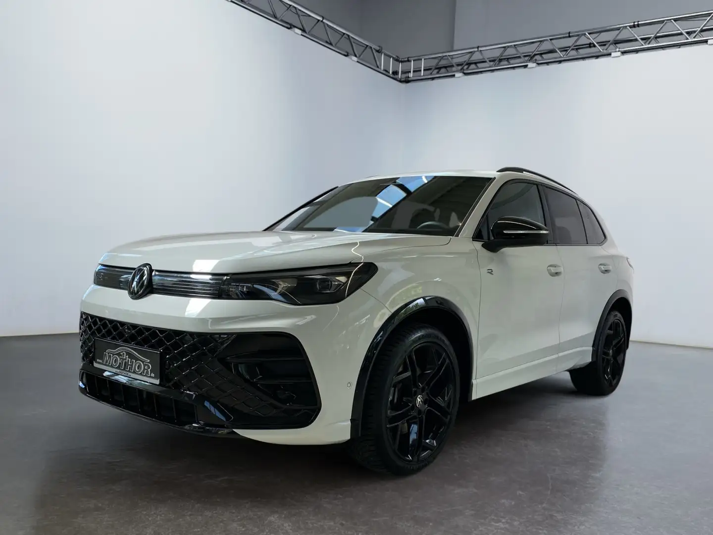 Volkswagen Tiguan R-Line 2.0 TDI 4Motion DSG HUD Massage 360 Weiß - 2