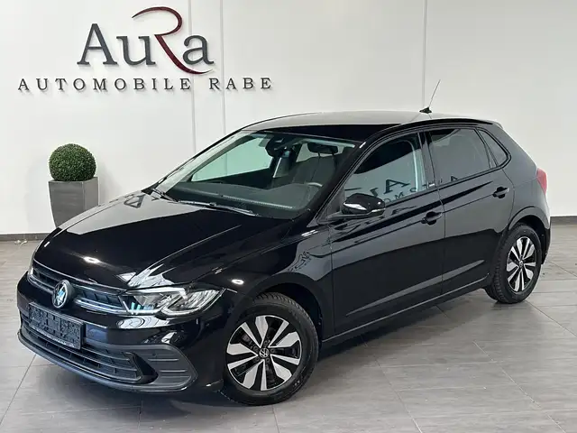 Volkswagen Polo view 2