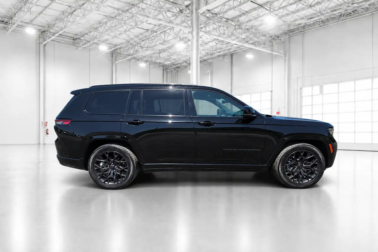 Jeep Grand Cherokee снимка Jeep Grand Cherokee