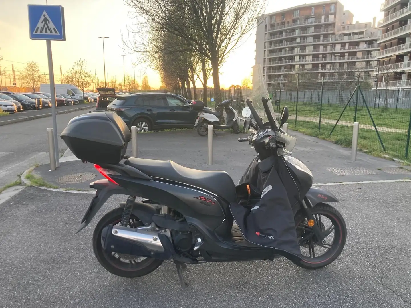 Honda SH 300 Nero - 2