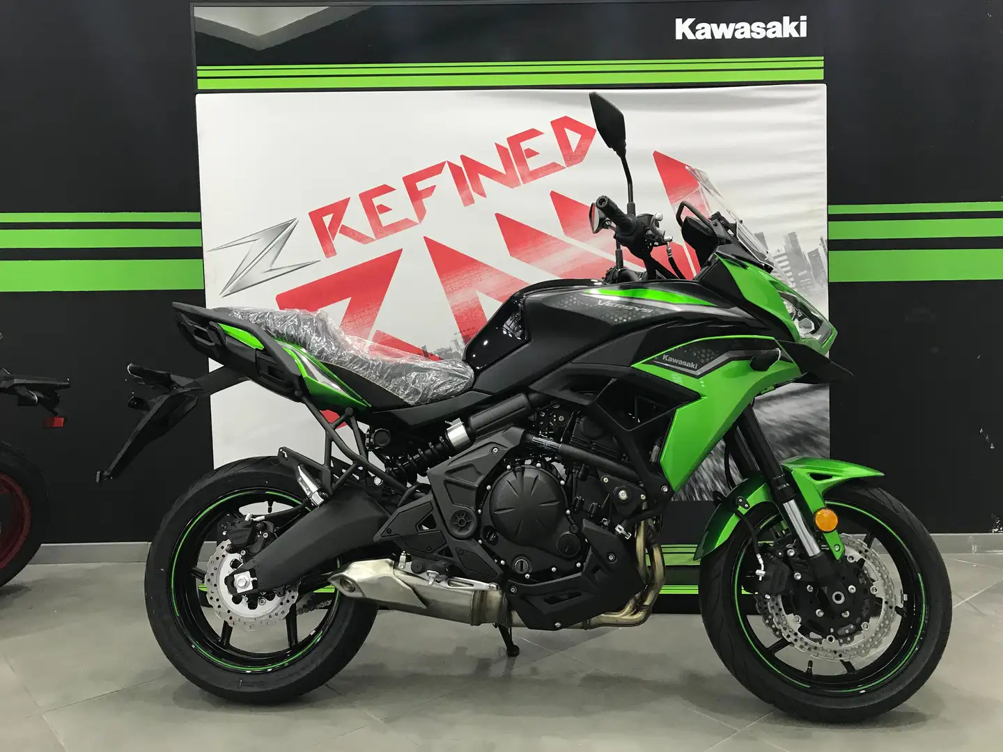 Kawasaki Versys 650 zelena - 1
