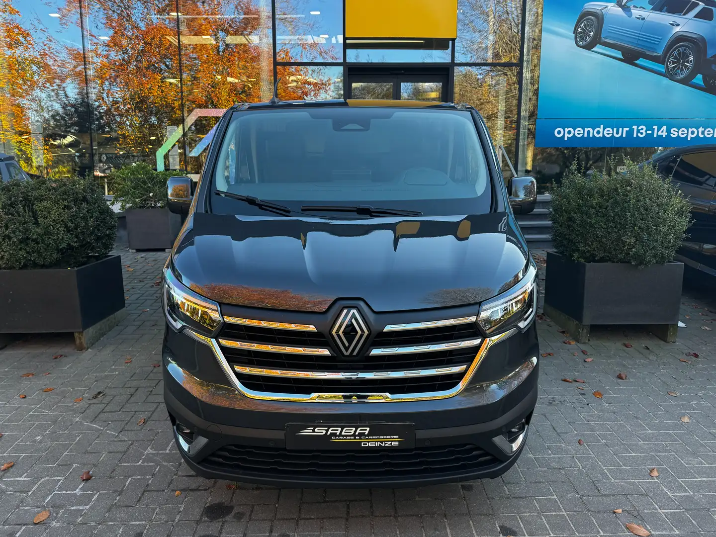 Renault TRAFIC L2H1 dCi 130 ADVANCE Gris - 2