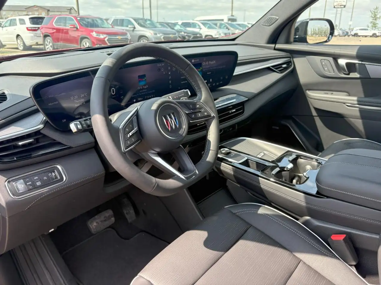 Buick Enclave снимка Buick Enclave