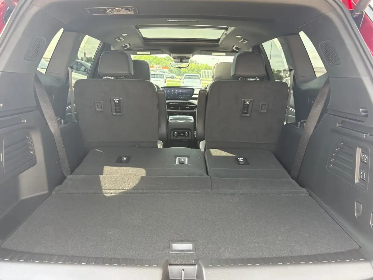 Buick Enclave снимка Buick Enclave