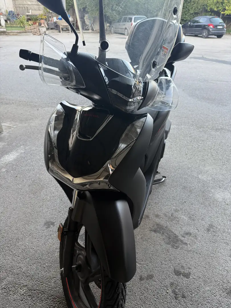 Honda SH 125i sport Černá - 1