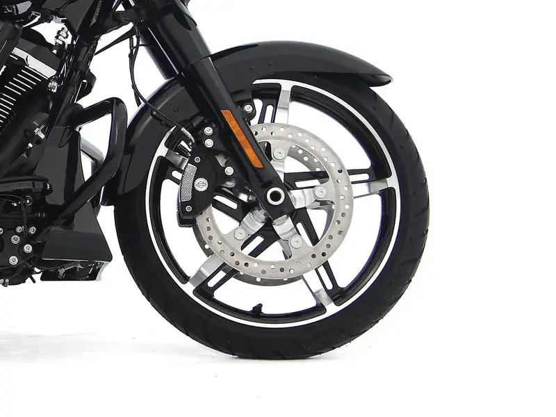 Harley-Davidson Street Glide - foto 4