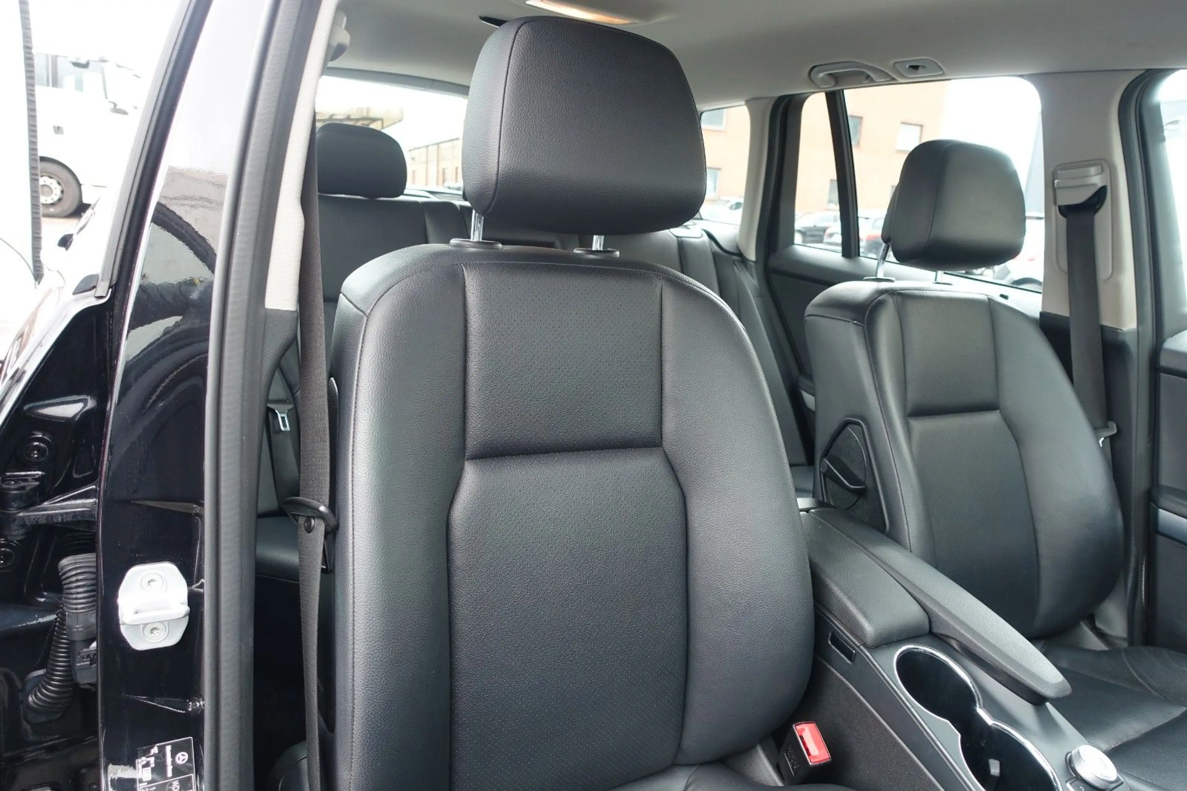 Mercedes-Benz GLK 220 CDI BlueEfficiency 4Matic*AHK*LEDER*XENO — photo 12