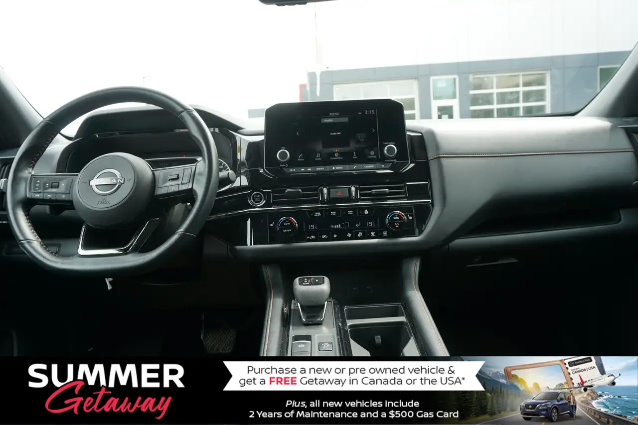 Nissan Pathfinder photo Nissan Pathfinder