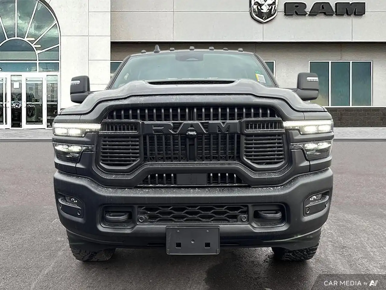 RAM 2500 снимка RAM 2500