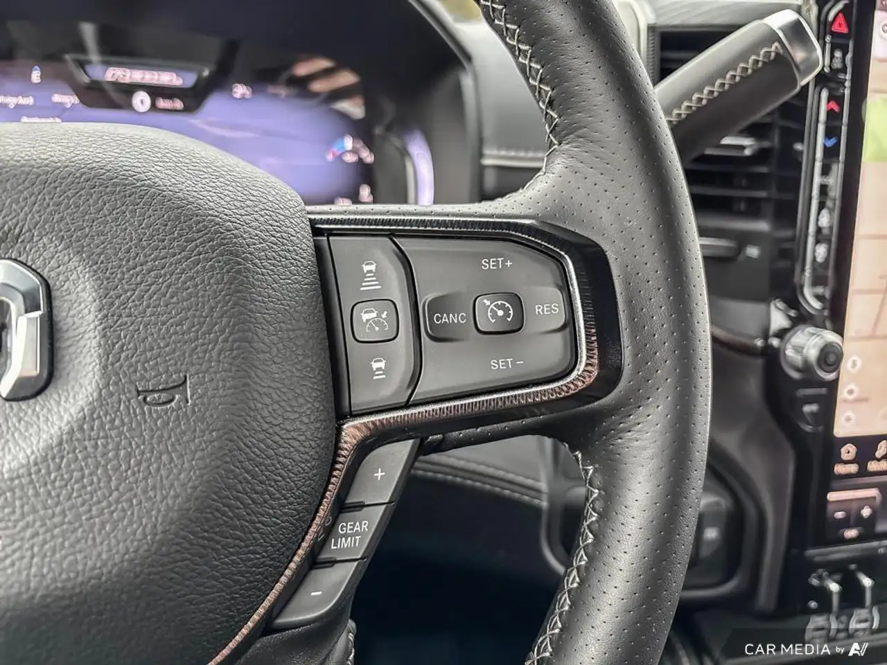 RAM 2500 снимка RAM 2500