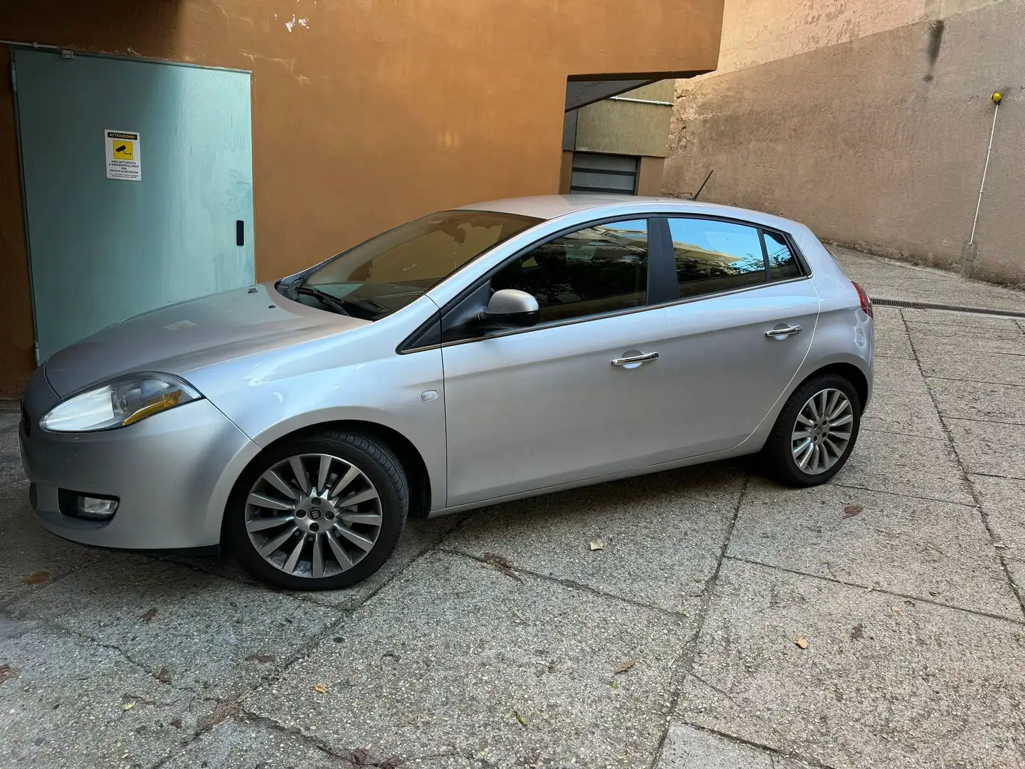 Fiat Bravo Bravo 1.6 mjt Emotion 120cv Ezüst - 1