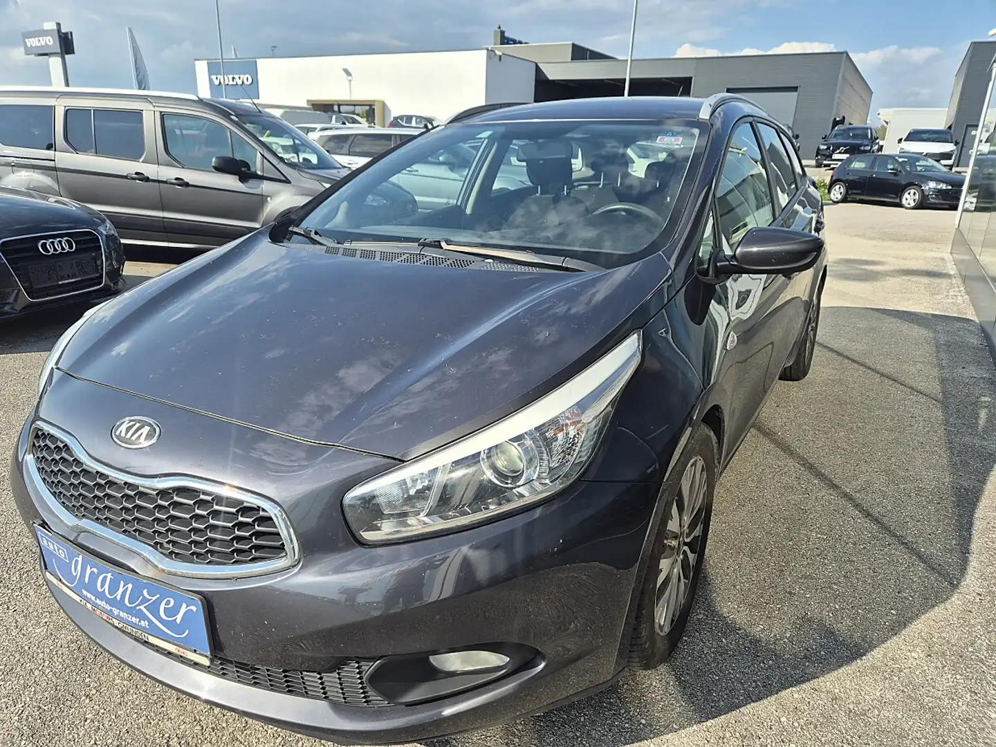 Kia Ceed SW / cee'd SW cee'd SW 1,4 CRDi Cool Grau - 2