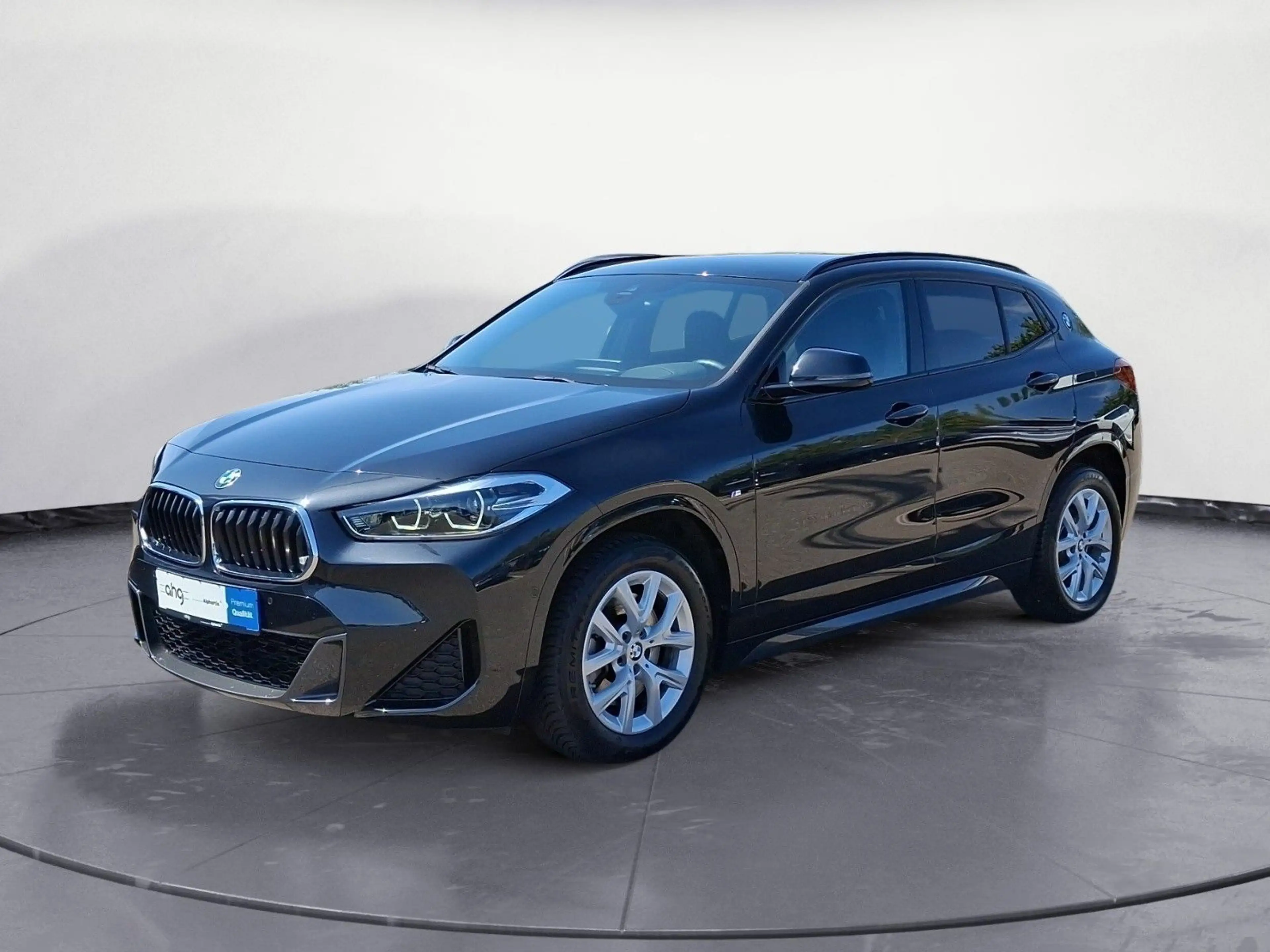BMW X2 xDrive20d M SPORT Navi Plus Head-Up Driving A — photo 2