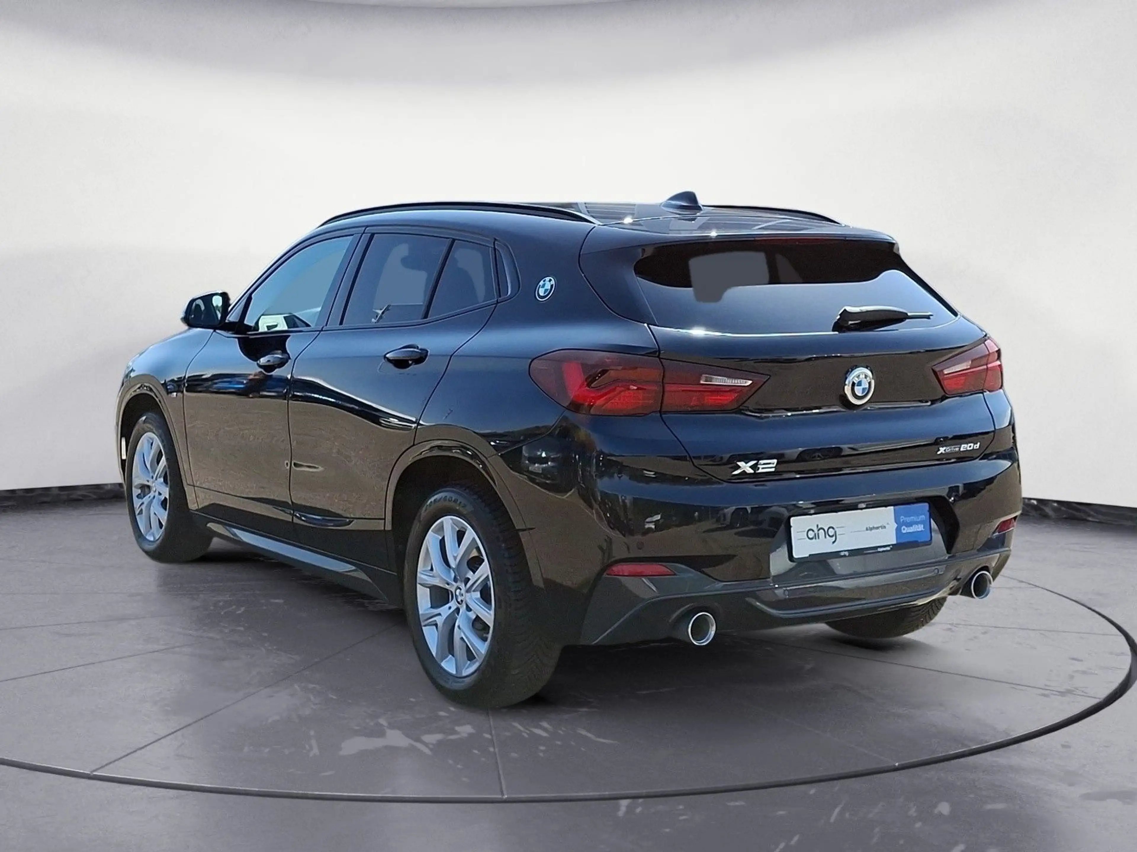 BMW X2 xDrive20d M SPORT Navi Plus Head-Up Driving A — photo 4
