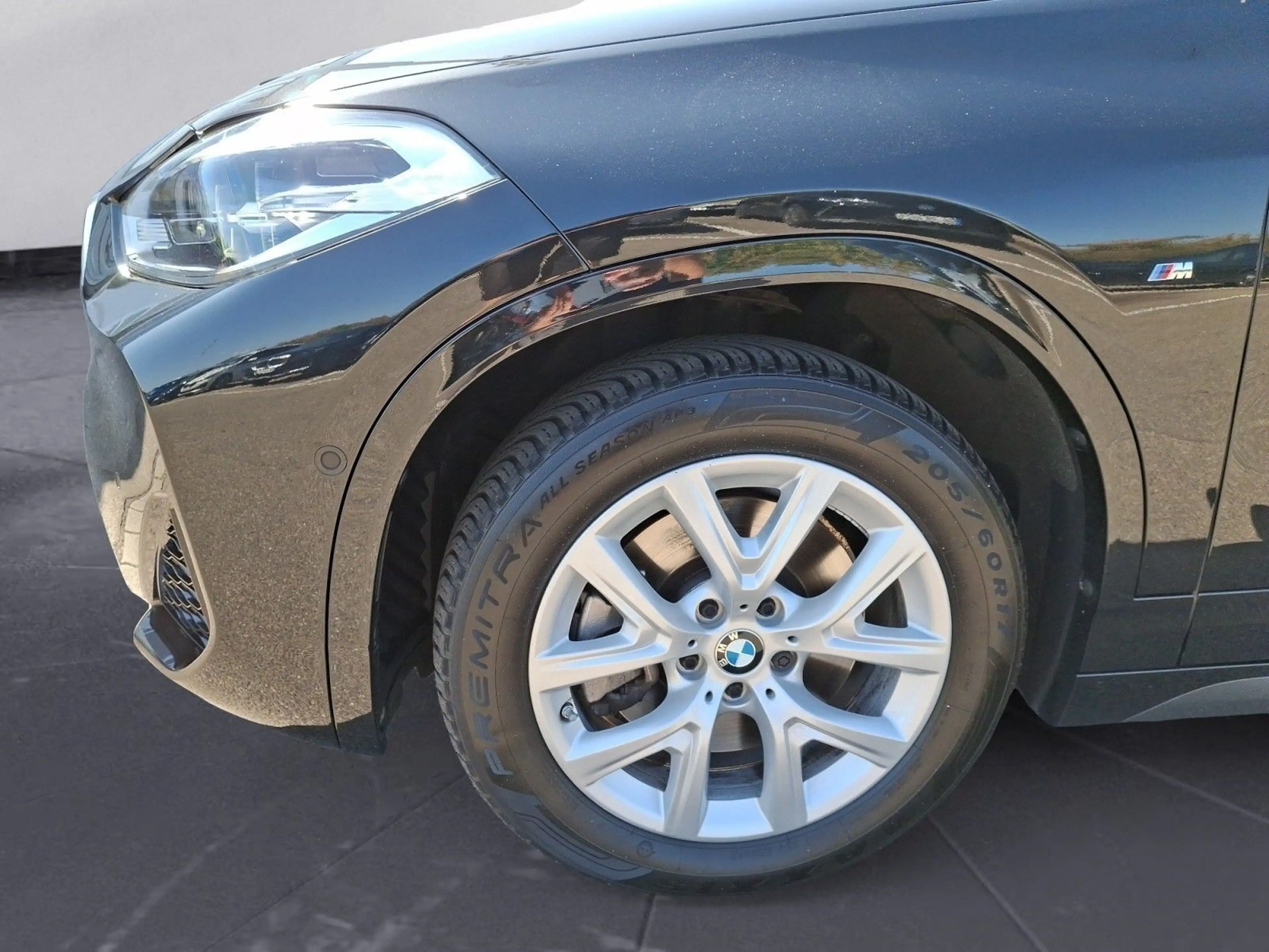 BMW X2 xDrive20d M SPORT Navi Plus Head-Up Driving A — photo 7