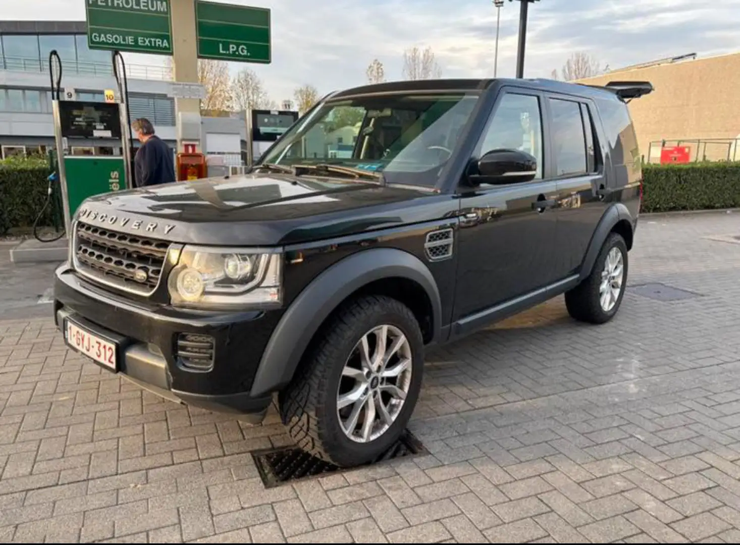 Land Rover Discovery TD V6 - 1