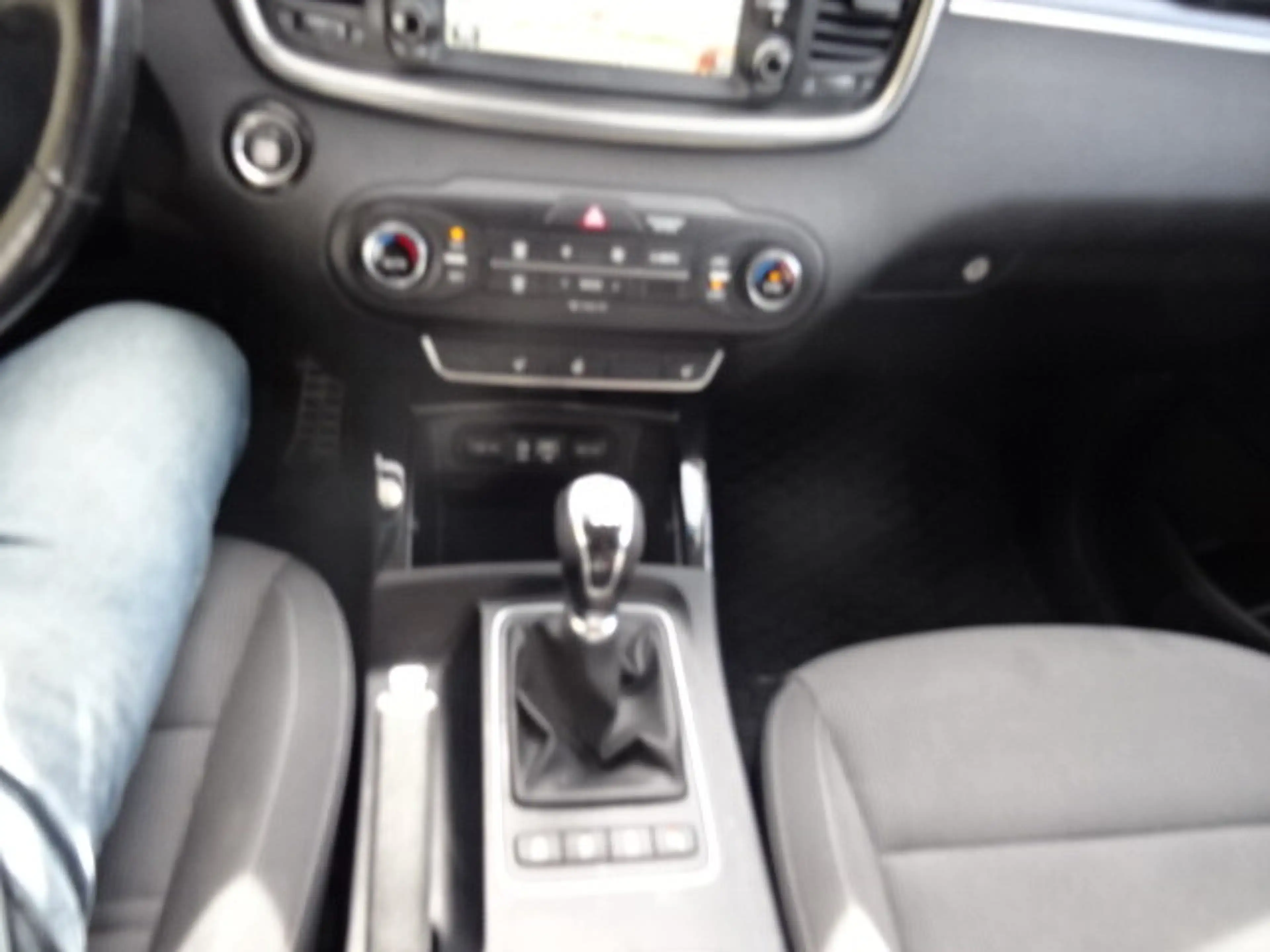 Kia Sorento 2,2 CRDi ISG AWD Gold — photo 12