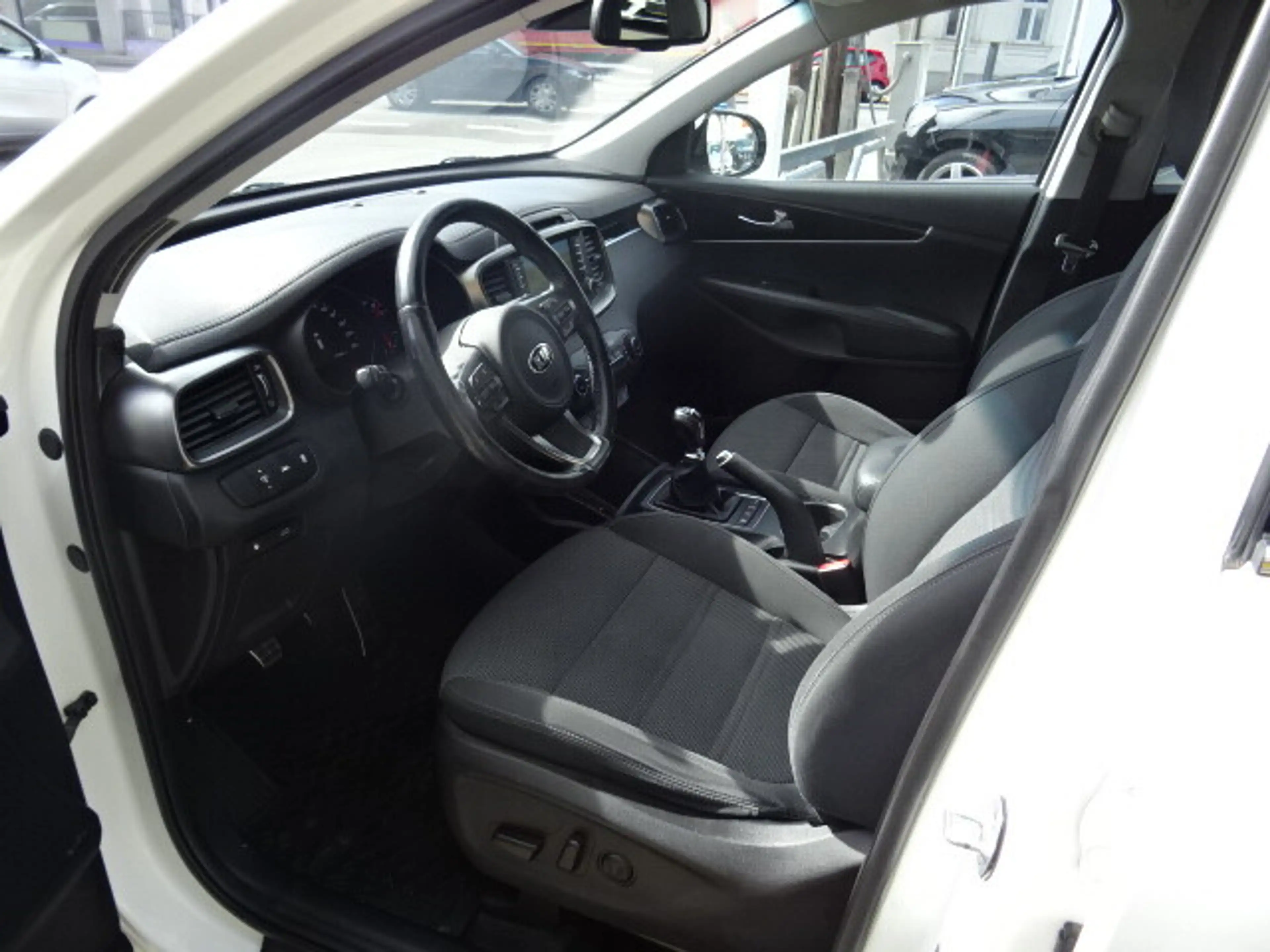 Kia Sorento 2,2 CRDi ISG AWD Gold — photo 7